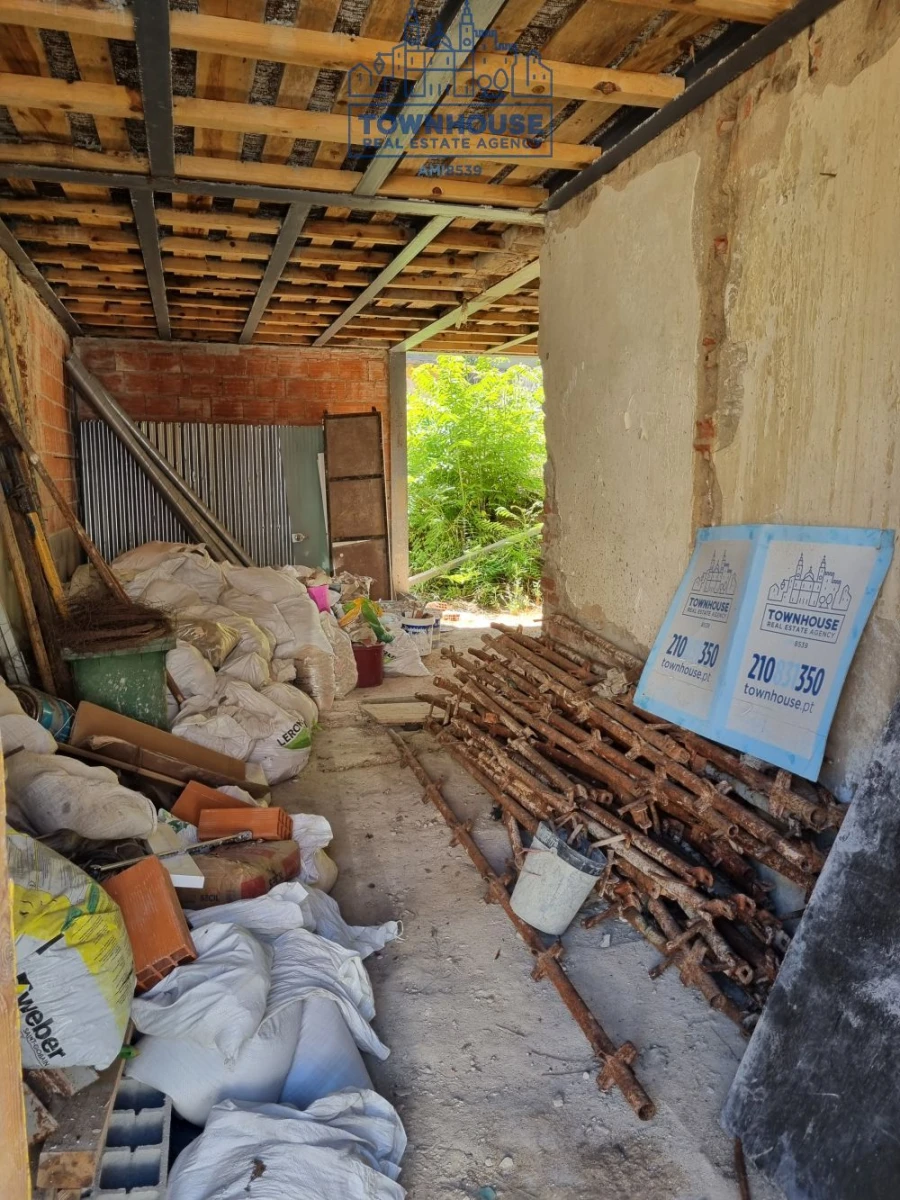 Moradia T4 para Venda em Campolide Foto 33