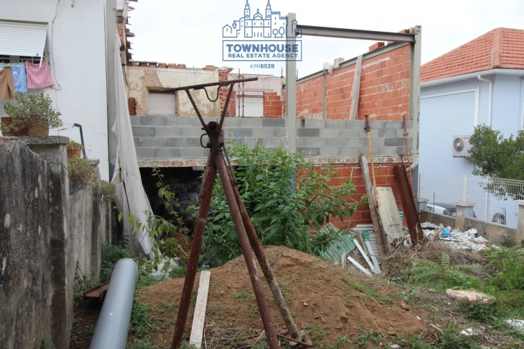 Moradia T4 para Venda em Campolide Foto 15