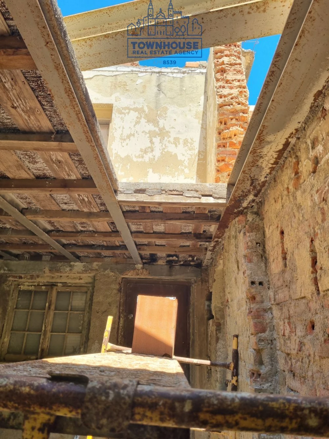 Moradia T4 para Venda em Campolide Foto 25