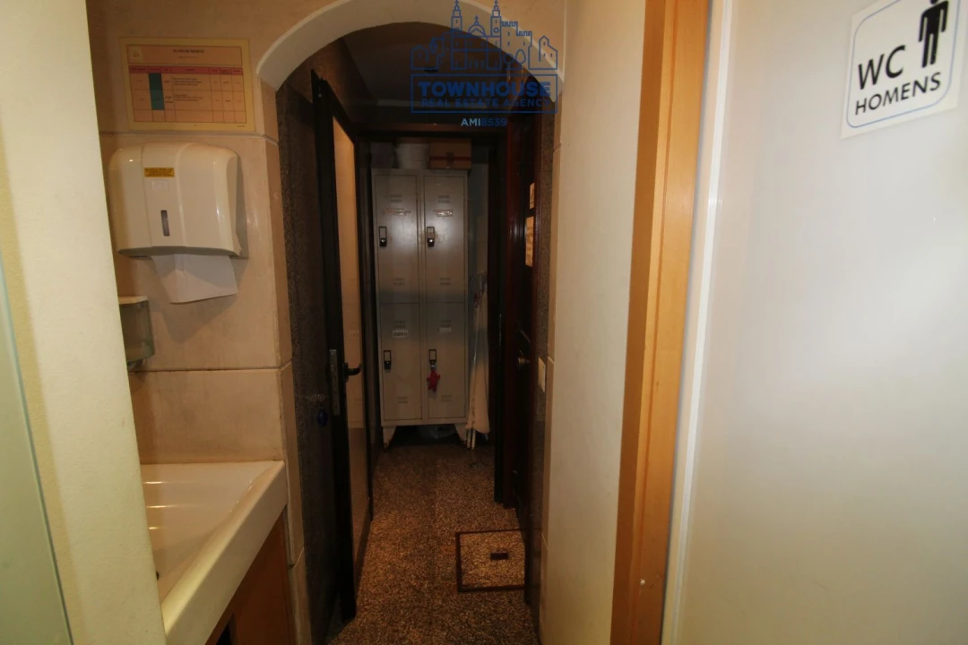 Loja para Trespasse em Pontinha e Famões Foto 8