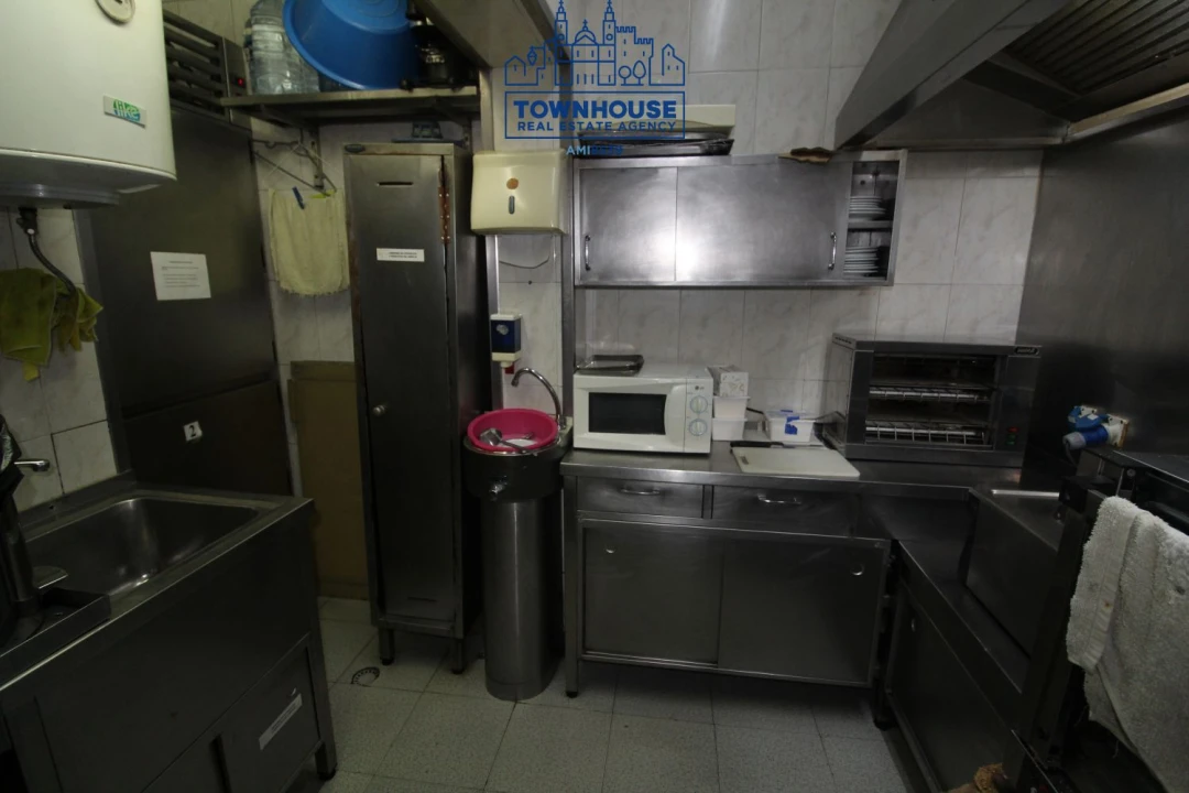 Loja para Trespasse em Pontinha e Famões Foto 7