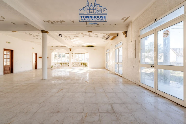 Loja para Venda em Sesimbra (Castelo) Foto 9