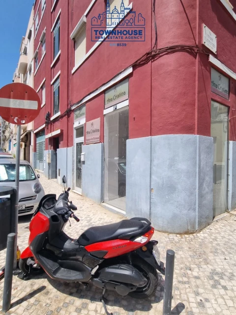 Loja para Arrendamento em Penha de França