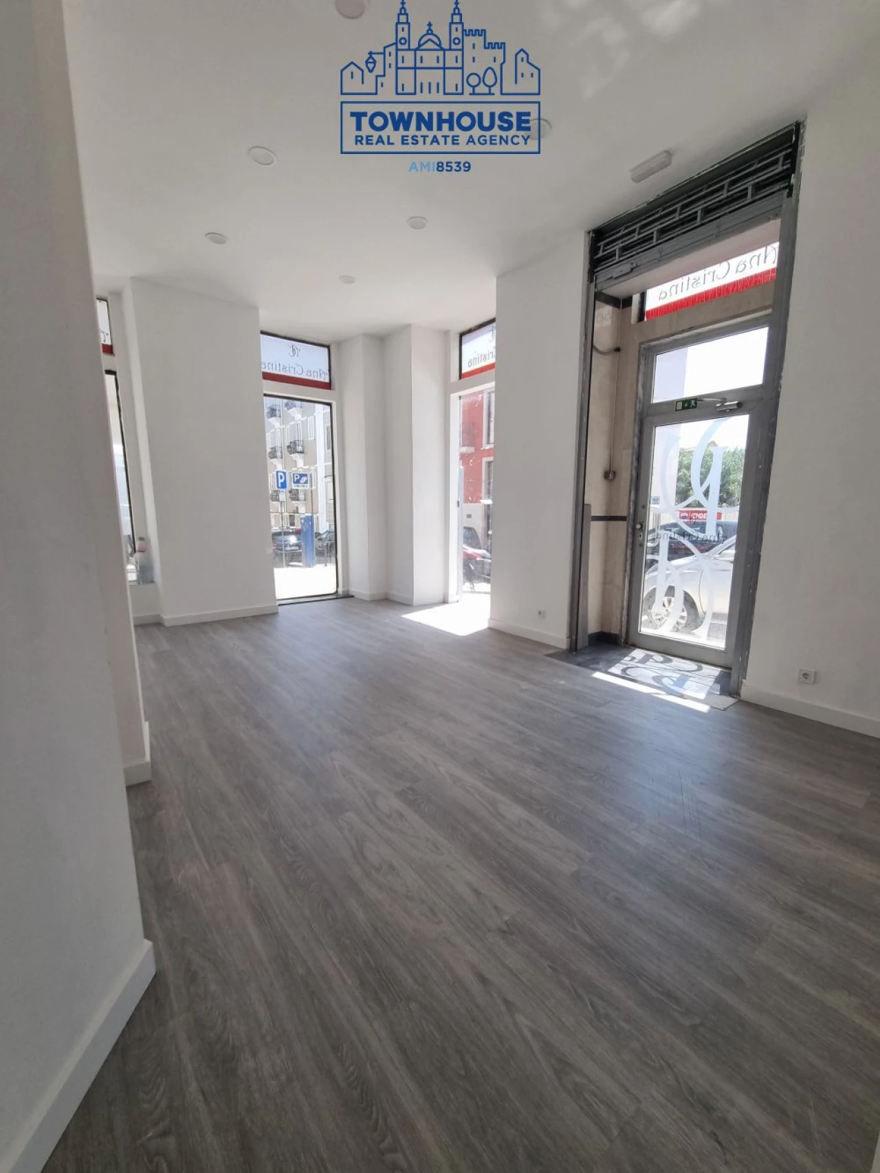 Loja para Arrendamento em Penha de França Foto 1