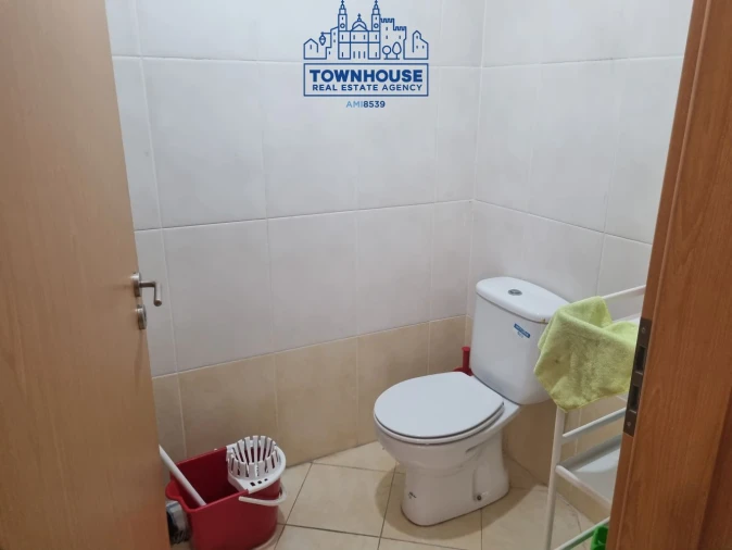 Loja para Arrendamento em Ajuda Foto 11