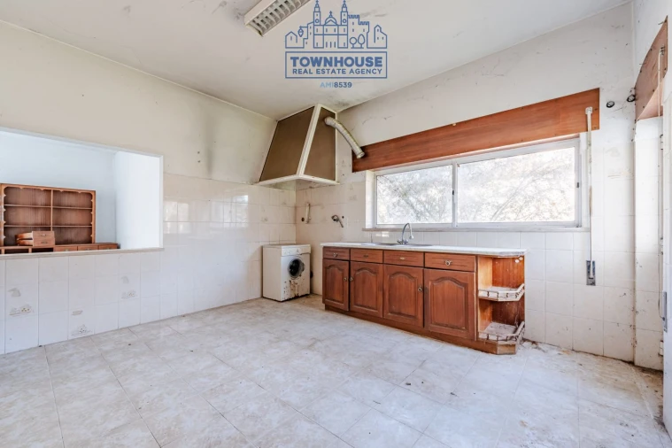 Moradia T5 para Venda em Sesimbra (Castelo) Foto 29