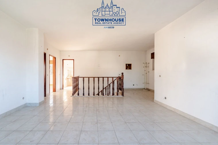 Moradia T5 para Venda em Sesimbra (Castelo) Foto 38