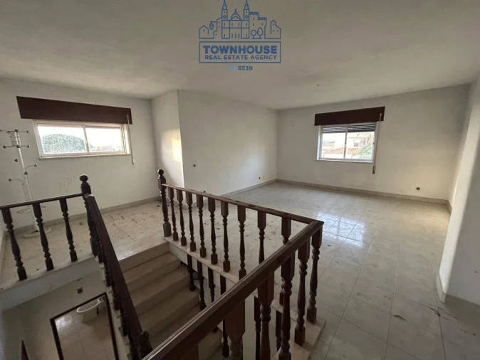 Moradia T5 para Venda em Sesimbra (Castelo) Foto 23