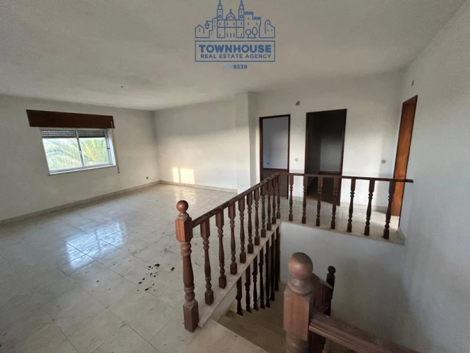 Moradia T5 para Venda em Sesimbra (Castelo) Foto 24