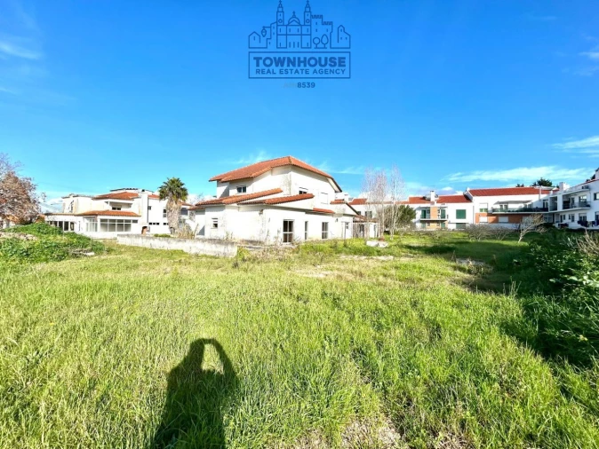 Moradia T5 para Venda em Sesimbra (Castelo) Foto 12