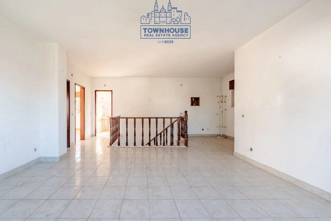 Moradia T5 para Venda em Sesimbra (Castelo) Foto 38