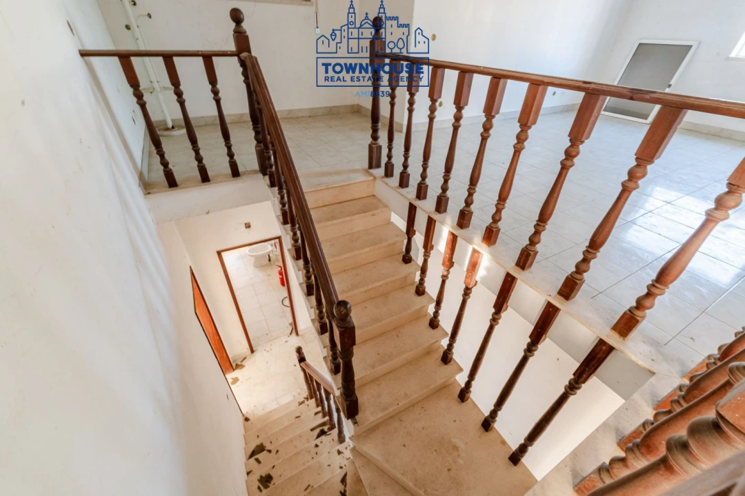 Moradia T5 para Venda em Sesimbra (Castelo) Foto 12