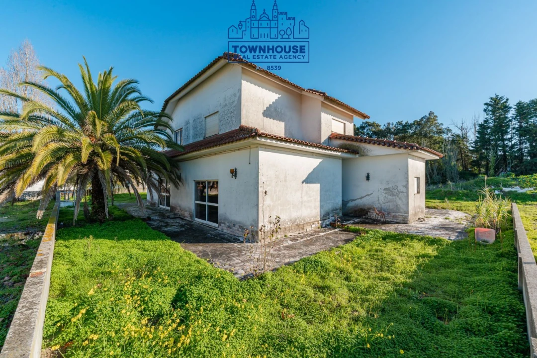 Moradia T5 para Venda em Sesimbra (Castelo) Foto 2