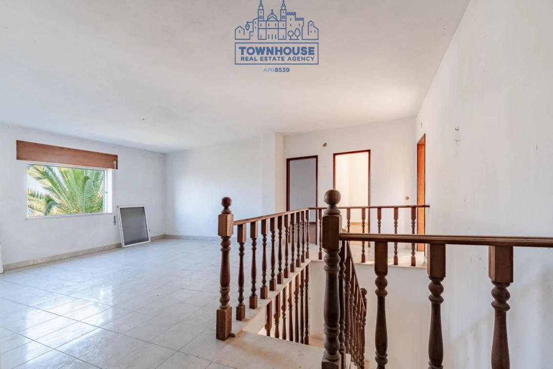 Moradia T5 para Venda em Sesimbra (Castelo) Foto 36