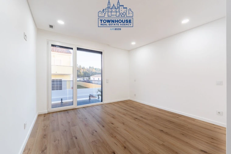 Moradia T4 para Venda em Azeitão (São Lourenço e São Simão) Foto 49