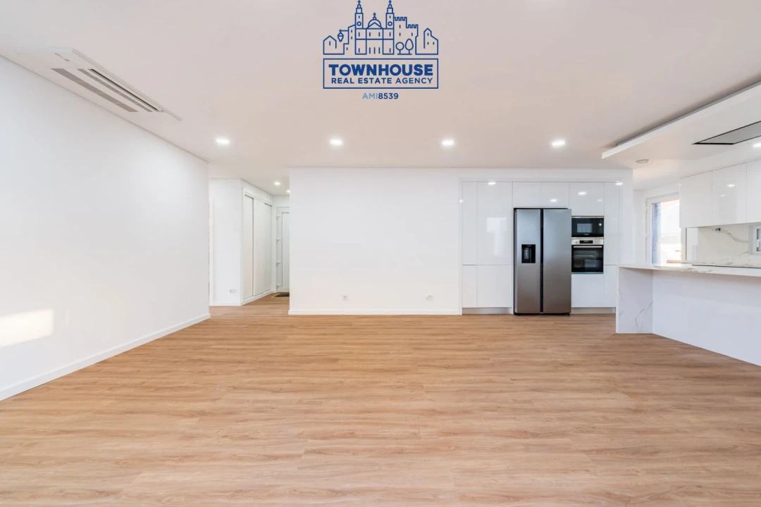 Moradia T4 para Venda em Azeitão (São Lourenço e São Simão) Foto 30