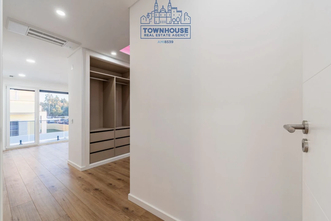 Moradia T4 para Venda em Azeitão (São Lourenço e São Simão) Foto 42