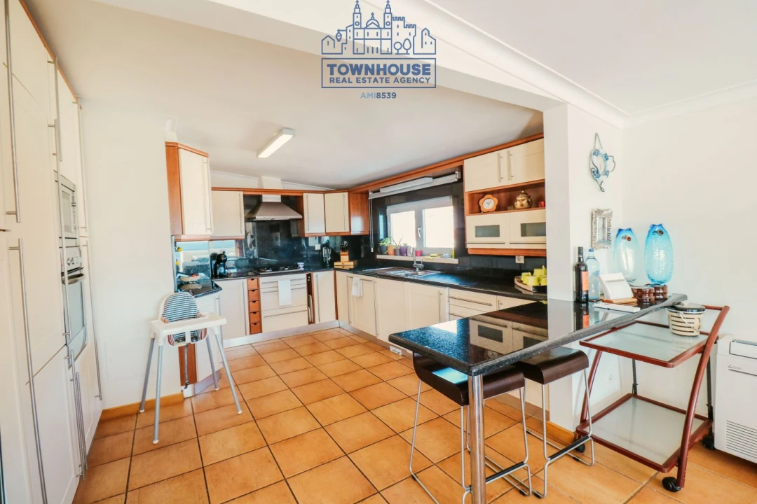 Apartamento T4 para Venda em Sesimbra (Santiago) Foto 57