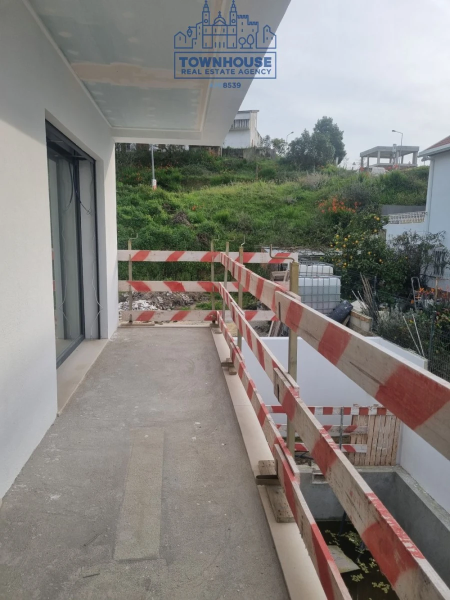 Moradia T4 para Venda em Charneca de Caparica e Sobreda Foto 32