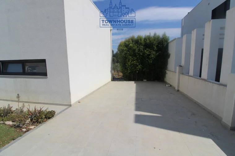 Moradia T2 para Venda em Charneca de Caparica e Sobreda Foto 4