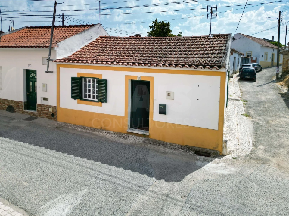 Moradia T1 para Arrendamento em Cartaxo e Vale da Pinta Foto 1