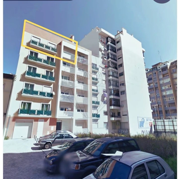 Apartamento T3 para Arrendamento em Agualva e Mira-Sintra Foto 2
