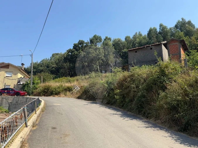 Terreno para Venda em São Pedro de Castelões