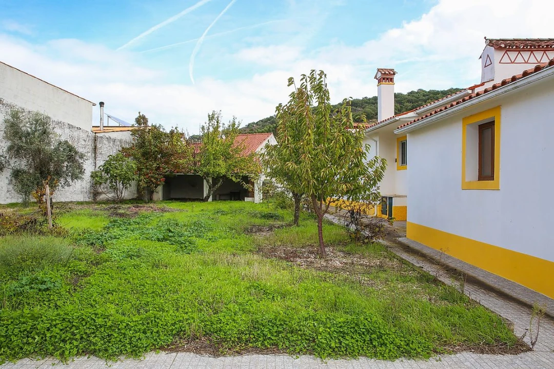 Moradia T7 para Venda em Santa Maria de Marvão Foto 6