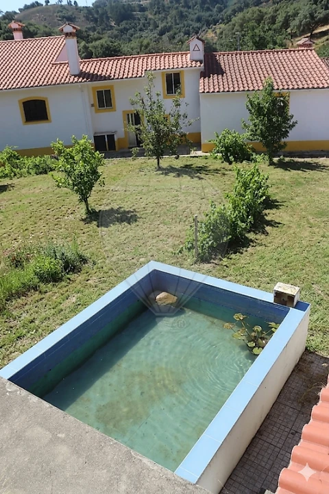 Moradia T7 para Venda em Santa Maria de Marvão