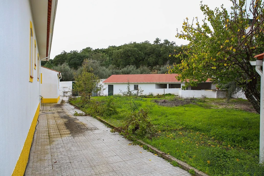 Moradia T7 para Venda em Santa Maria de Marvão Foto 7