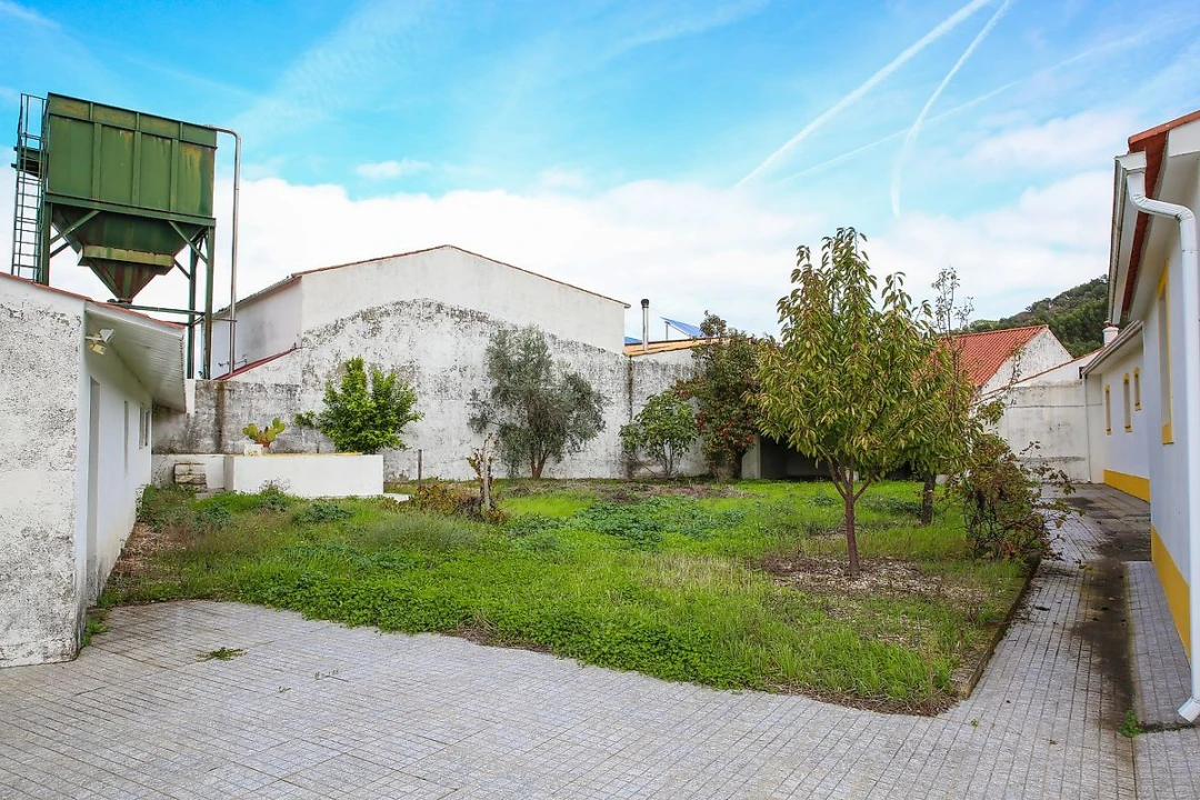 Moradia T7 para Venda em Santa Maria de Marvão Foto 8