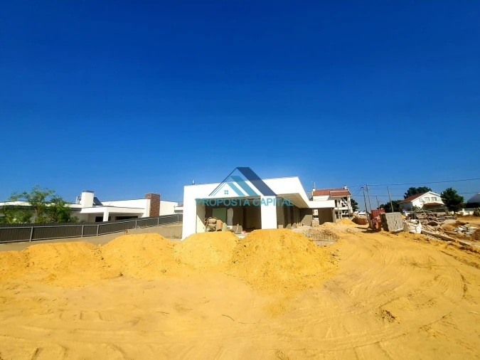 Moradia T3 para Venda em Fernao Ferro Foto 11