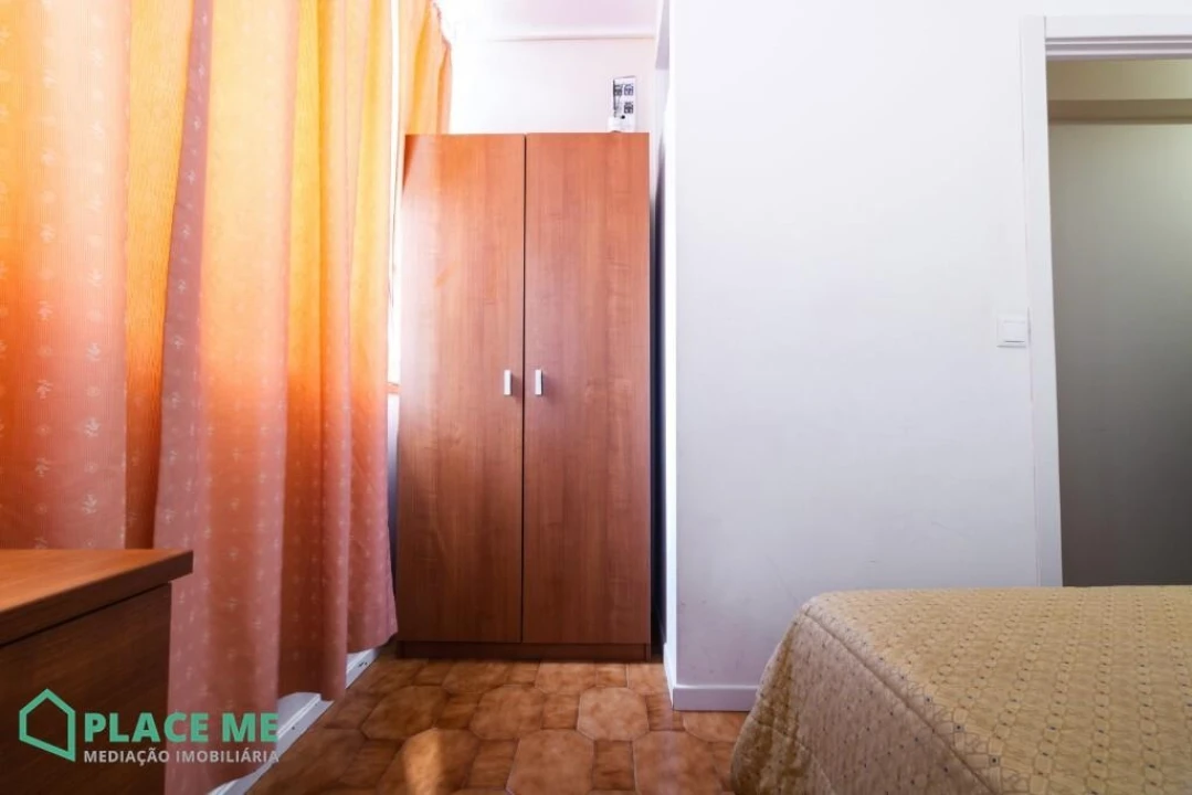 Apartamento T1 para Venda em Gualtar Foto 18