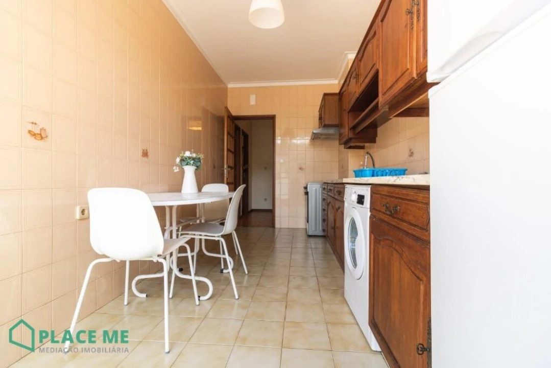 Apartamento T1 para Venda em Gualtar Foto 7