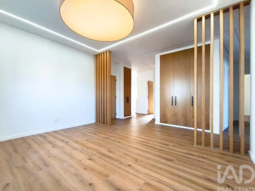 Apartamento T3 para Venda em Subportela, Deocriste e Portela Susã