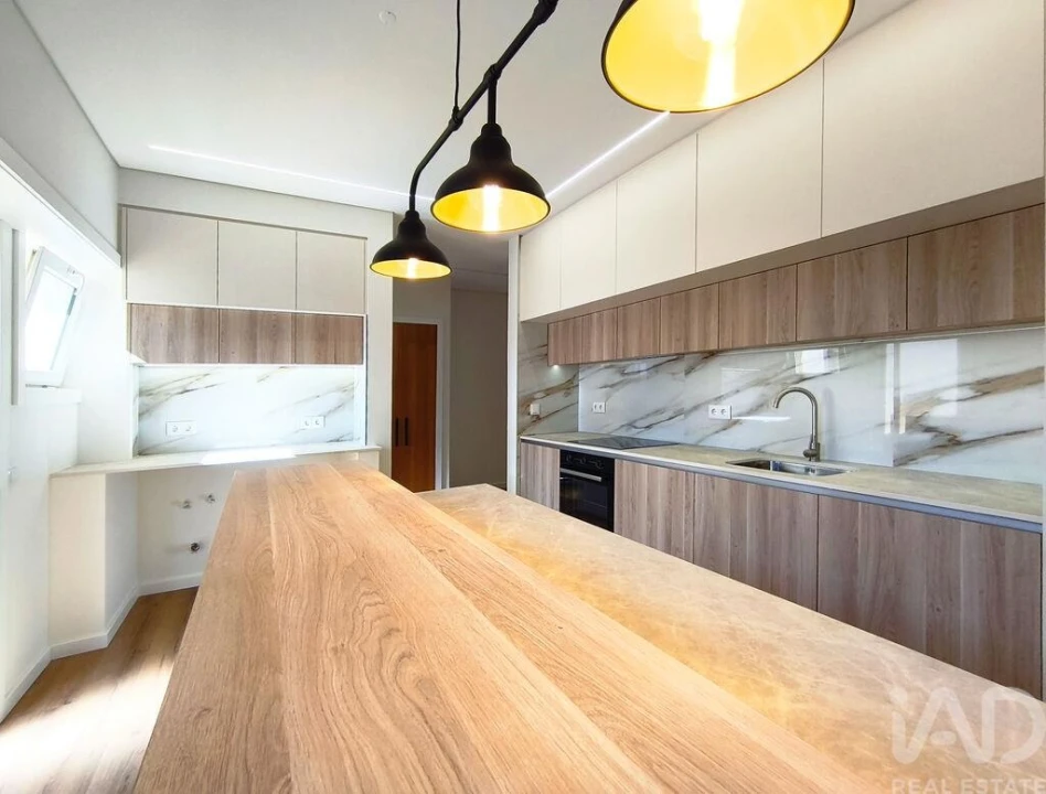 Apartamento T3 para Venda em Subportela, Deocriste e Portela Susã Foto 1