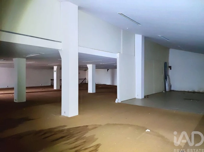 Loja para Venda em Nossa Senhora das Misericordias Foto 22