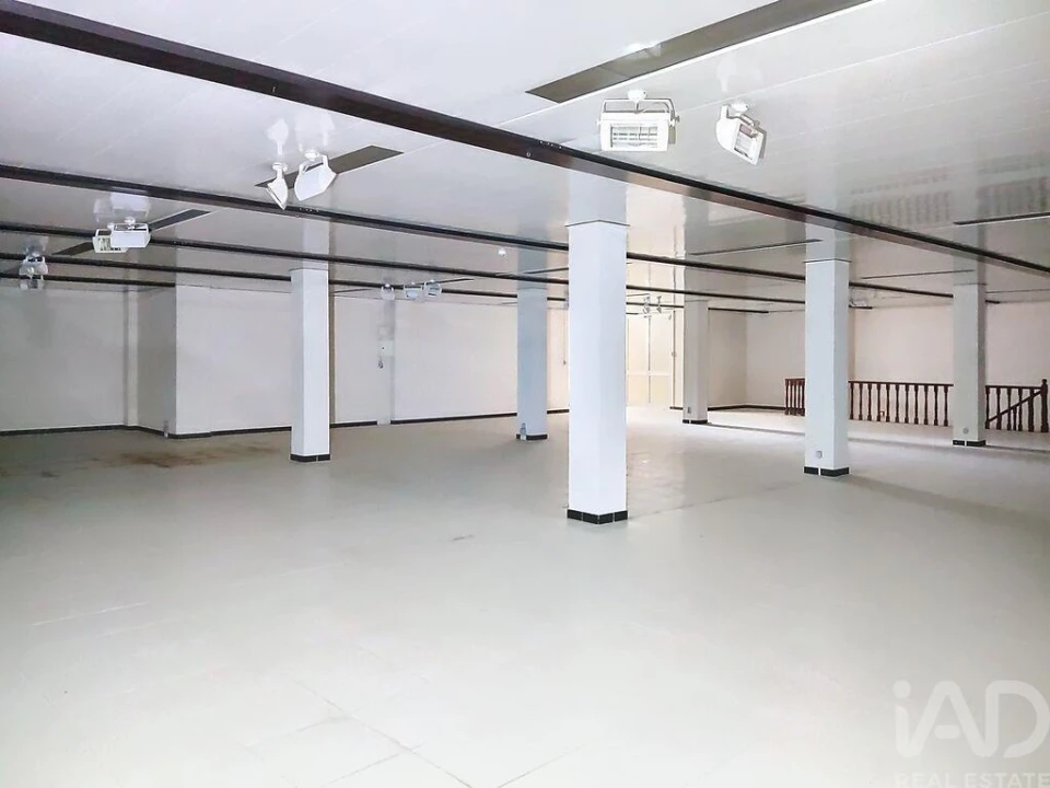 Loja para Venda em Nossa Senhora das Misericordias Foto 18