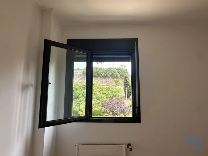 Apartamento T3 para Arrendamento em Campolide Foto 13