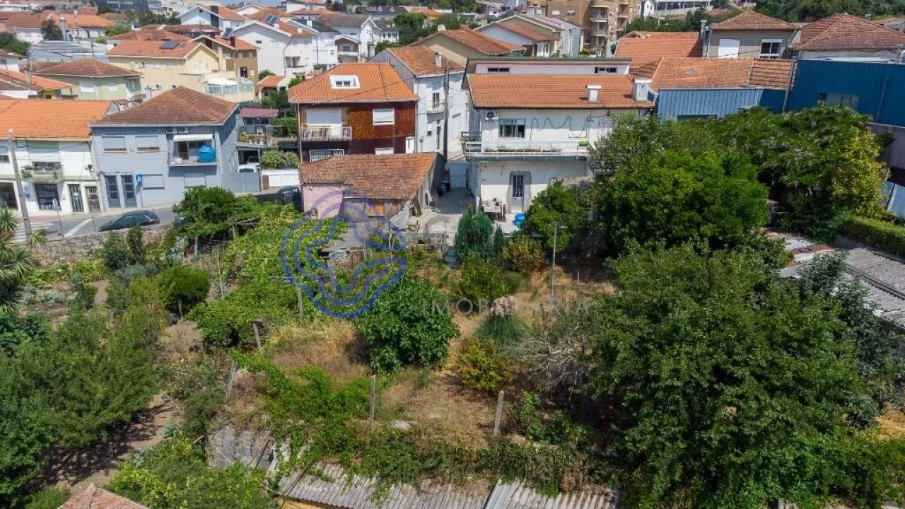 Moradia T5 para Venda em Gondomar (São Cosme), Valbom e Jovim Foto 27