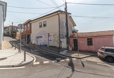 Moradia T5 para Venda em Gondomar (São Cosme), Valbom e Jovim