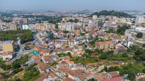 Moradia T5 para Venda em Gondomar (São Cosme), Valbom e Jovim