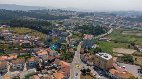 Moradia T5 para Venda em Gondomar (São Cosme), Valbom e Jovim
