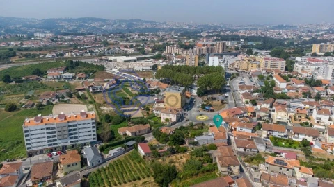 Moradia T5 para Venda em Gondomar (São Cosme), Valbom e Jovim