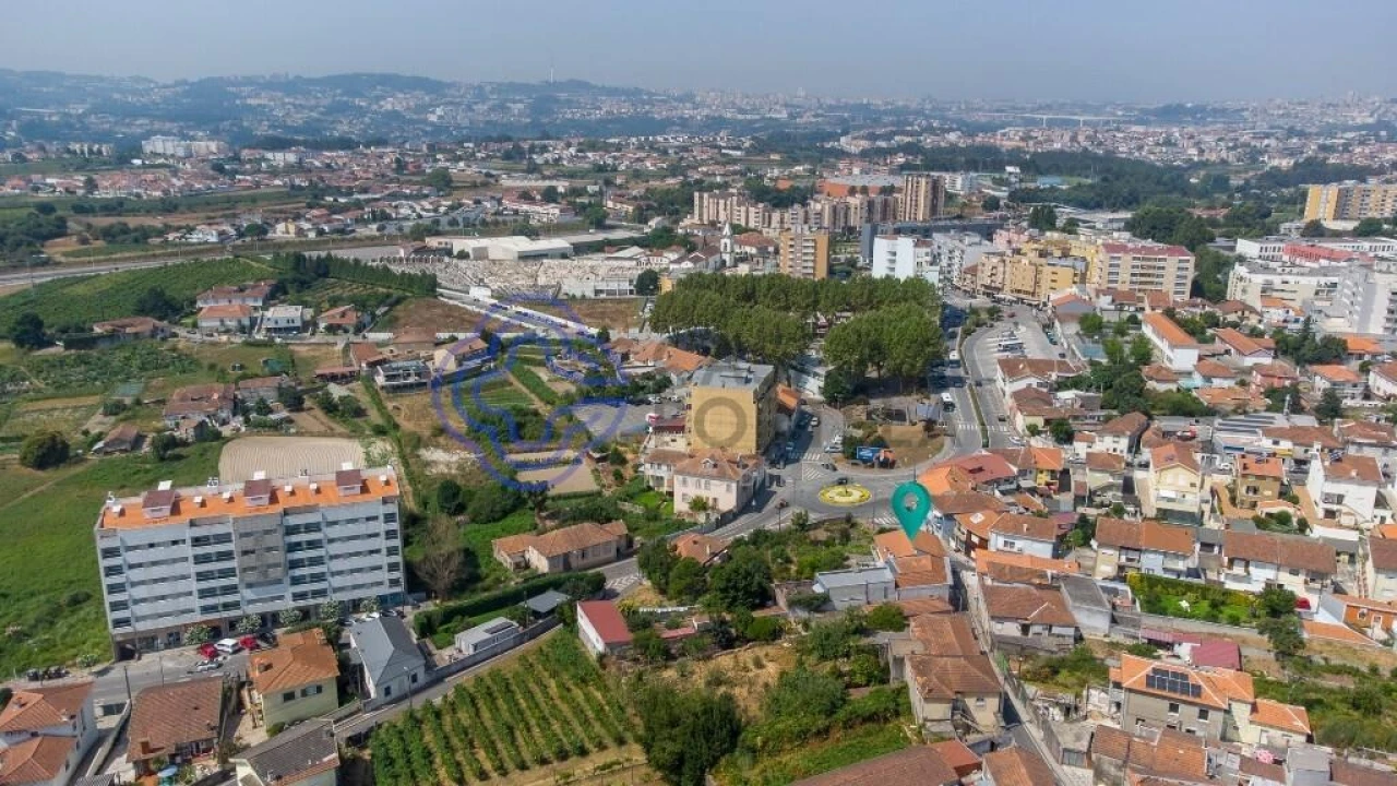 Moradia T5 para Venda em Gondomar (São Cosme), Valbom e Jovim Foto 38