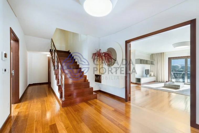 Moradia T4 para Venda em São Mamede de Infesta e Senhora da Hora Foto 6