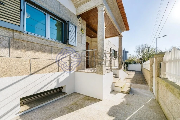 Moradia T4 para Venda em São Mamede de Infesta e Senhora da Hora Foto 29