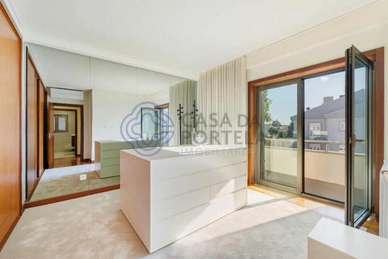 Moradia T4 para Venda em São Mamede de Infesta e Senhora da Hora Foto 16