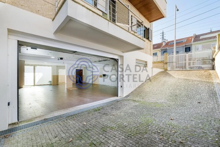 Moradia T4 para Venda em São Mamede de Infesta e Senhora da Hora Foto 31