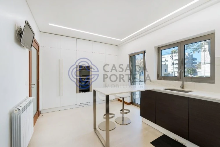 Moradia T4 para Venda em São Mamede de Infesta e Senhora da Hora Foto 12